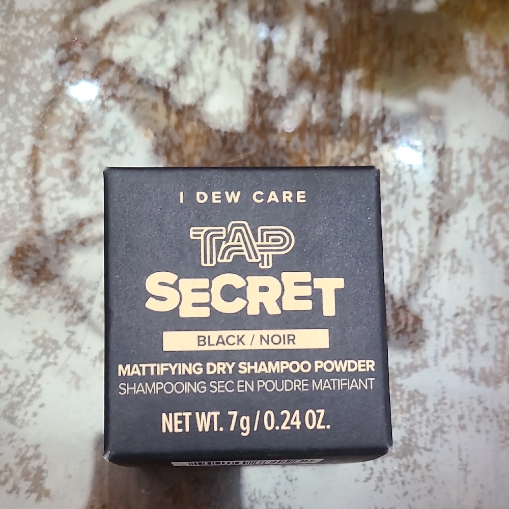 I Dew Care TAP Secret Mattifying Dry Shampoo Powder — Black